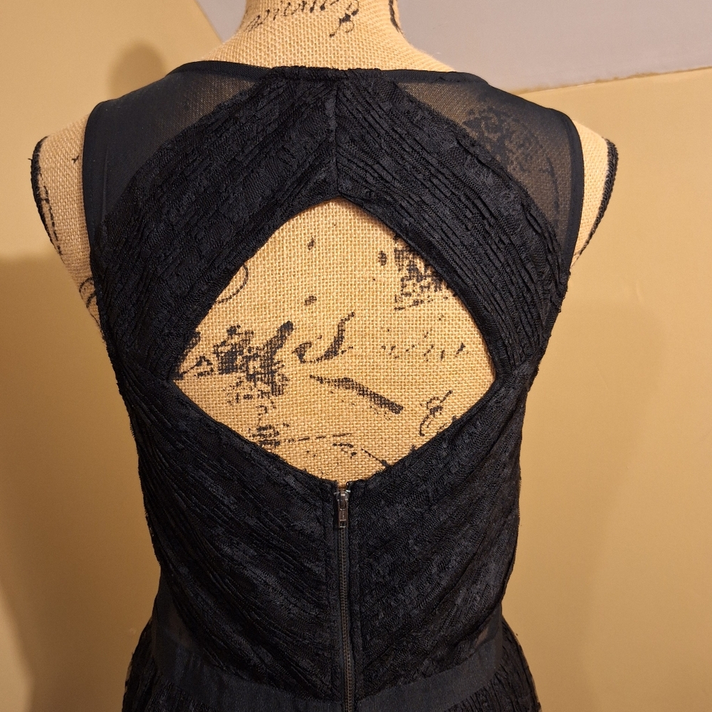 Gorgeous! Guess Black Lace Dress Size 10 - Picture 7 of 8